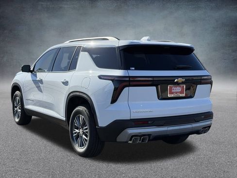 New 2026 Chevrolet Traverse LT w/ Driver Confidence Package image 5