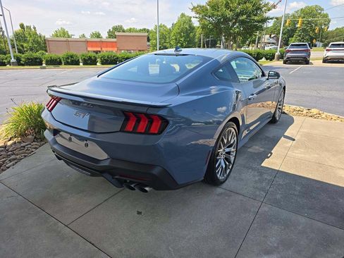 Used 2024 Ford Mustang GT Premium RWD image 4