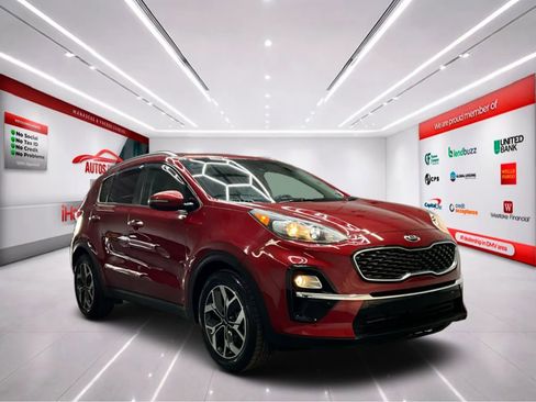Used 2021 Kia Sportage EX FWD image 2