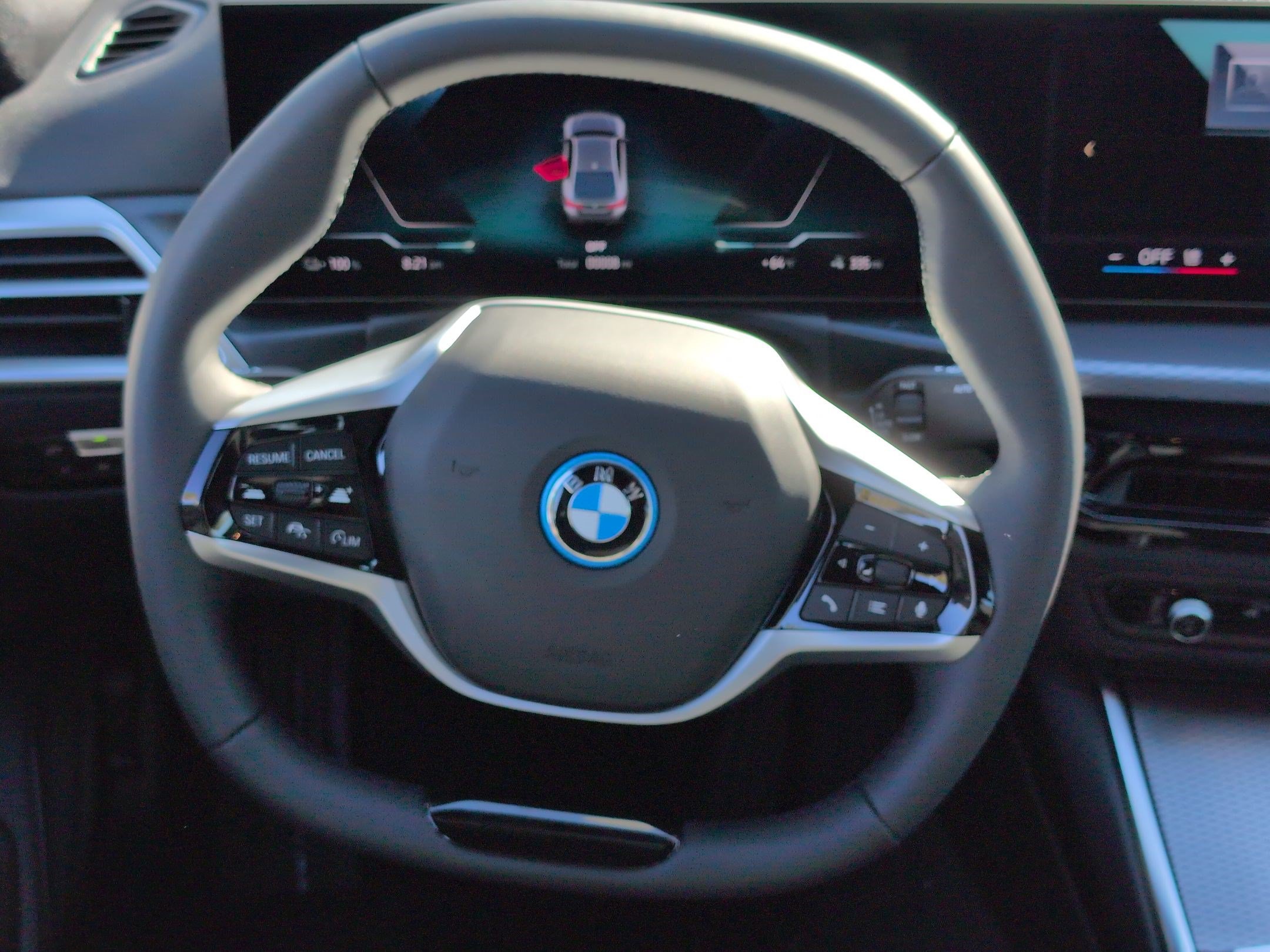 New 2026 BMW i4 eDrive40 w/ Parking Assistance Package RWD image 18