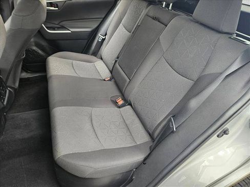 Used 2021 Toyota RAV4 XLE w/ Convenience Package AWD/4WD image 18