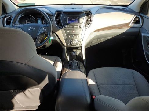 Used 2018 Hyundai Santa Fe Sport image 18