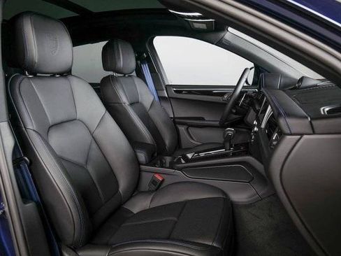 New 2026 Porsche Macan AWD/4WD image 11