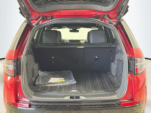 New 2026 Land Rover Discovery Sport Landmark AWD/4WD image 30