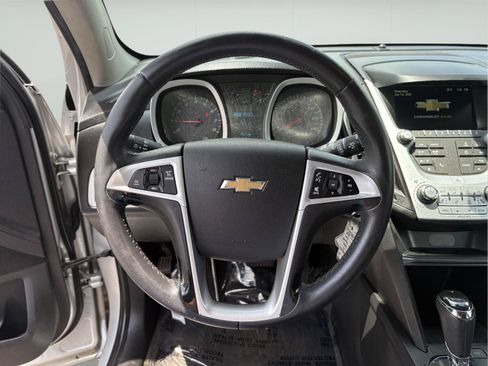 Used 2017 Chevrolet Equinox LT w/ Convenience Package FWD image 23