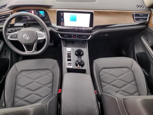 Used 2024 Volkswagen Atlas SE image 5