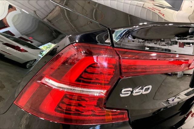 Certified 2023 Volvo S60 B5 Core w/ Climate Package FWD image 32