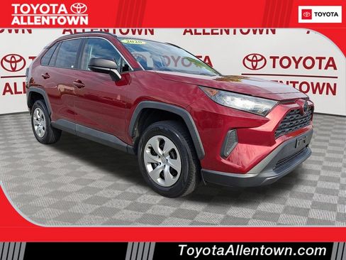 Used 2020 Toyota RAV4 LE AWD/4WD image 1