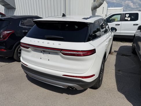 Used 2021 Lincoln Corsair AWD image 14