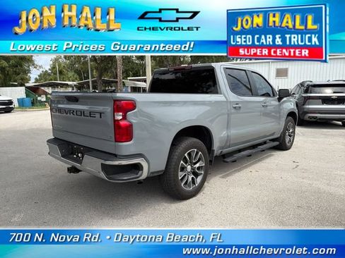 Used 2024 Chevrolet Silverado 1500 LT RWD image 10