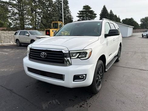 Used 2019 Toyota Sequoia TRD Sport w/ TRD Sport Premium Package AWD/4WD image 2