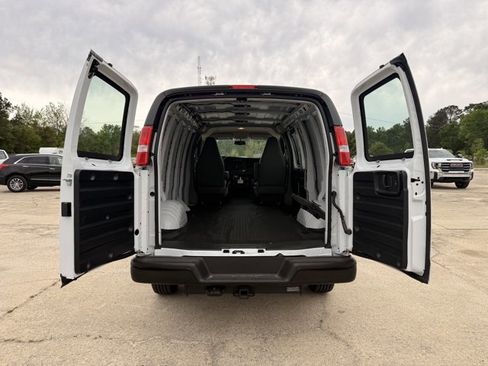 New 2025 Chevrolet Express 2500 w/ Driver Convenience Package RWD image 9