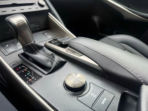 Used 2019 Lexus IS 300 F Sport w/ F Sport Package AWD/4WD image 30