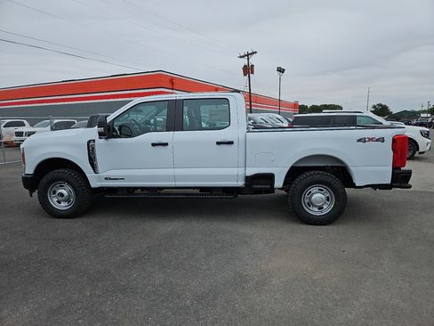 New 2026 Ford F350 XL w/ XL Off-Road Package AWD/4WD image 7