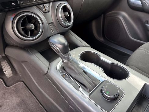 Used 2020 Chevrolet Blazer LT image 27