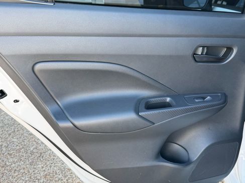 Used 2024 Nissan Versa S w/ Trunk Package image 27