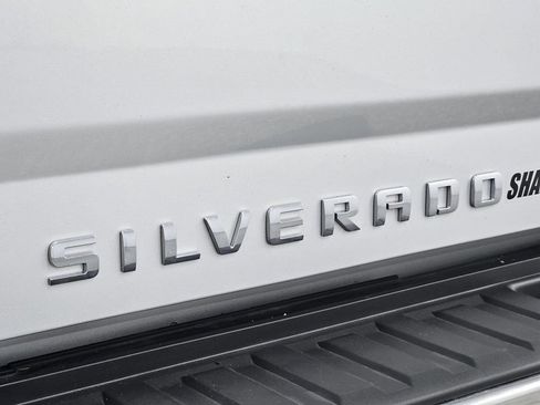 Used 2017 Chevrolet Silverado 1500 LT w/ All Star Edition AWD/4WD image 32