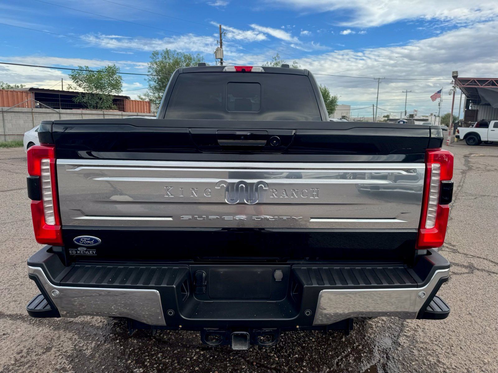 Used 2023 Ford F250 King Ranch w/ Chrome Package AWD/4WD image 3