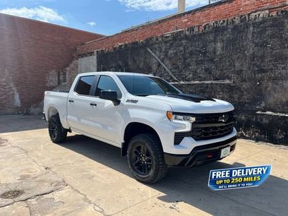 New 2026 Chevrolet Silverado 1500 LT Trail Boss w/ LPO, Dark Essentials Package