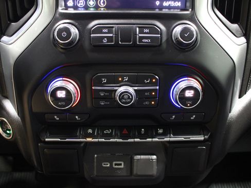 Used 2020 Chevrolet Silverado 1500 LT w/ All-Star Edition RWD image 14