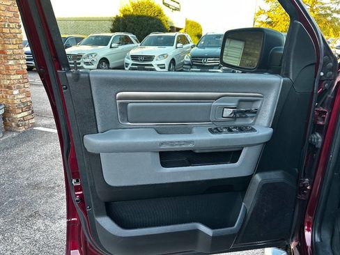 Used 2017 RAM 1500 Lone Star image 9