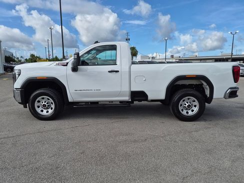 Used 2025 GMC Sierra 3500 Pro RWD image 9