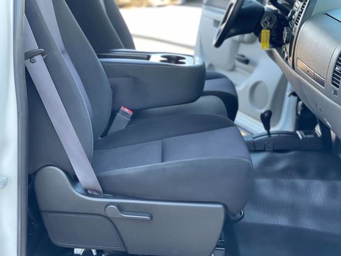 Used 2011 Chevrolet Silverado 2500 W/T image 15