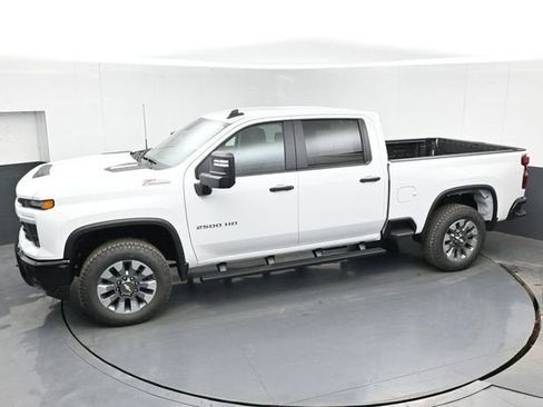 New 2026 Chevrolet Silverado 2500 Custom w/ Custom Value Package AWD/4WD image 1