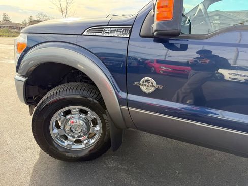 Used 2012 Ford F250 Lariat w/ Chrome Pkg AWD/4WD image 39