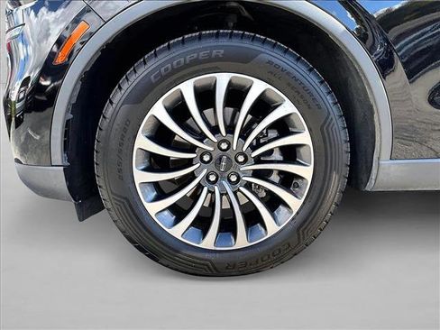 Used 2022 Lincoln Aviator Reserve w/ Elements Package Plus image 10