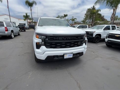 New 2025 Chevrolet Silverado 1500 Custom image 3