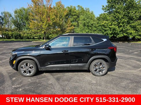 Used 2024 Kia Seltos S AWD/4WD image 1