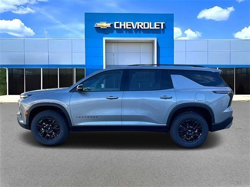 New 2026 Chevrolet Traverse Z71 w/ Driver Confidence Package image 6