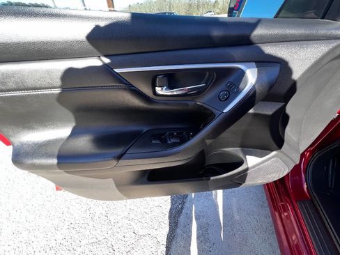 Used 2018 Nissan Altima 2.5 SR w/ SR Special Edition image 17