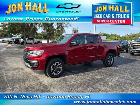 Used 2021 Chevrolet Colorado Z71 AWD/4WD image 2