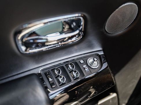 Used 2010 Rolls-Royce Phantom Coupe RWD image 41