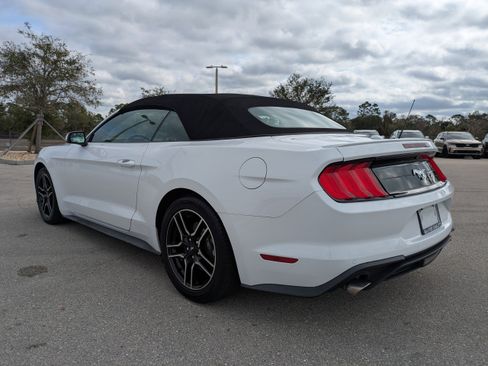 Used 2020 Ford Mustang Premium image 7