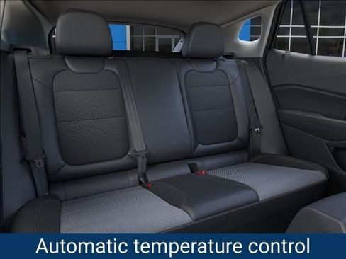 New 2026 Chevrolet Trax LT w/ Driver Confidence Package FWD image 19