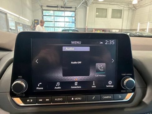 Used 2021 Nissan Rogue SL AWD/4WD image 24
