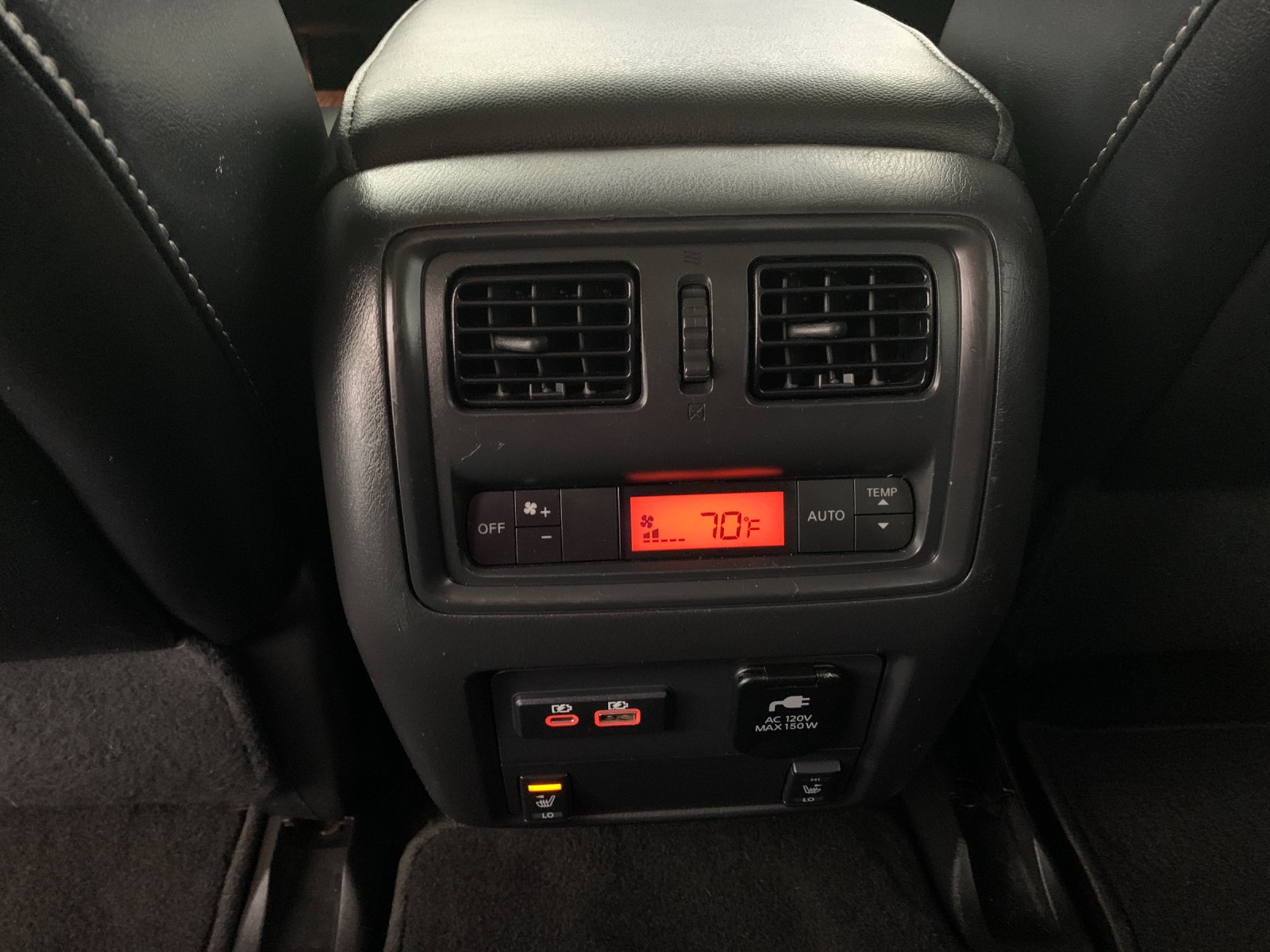 Used 2020 Nissan Pathfinder SL FWD image 33