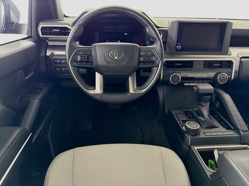 Certified 2025 Toyota 4Runner SR5 AWD/4WD image 22