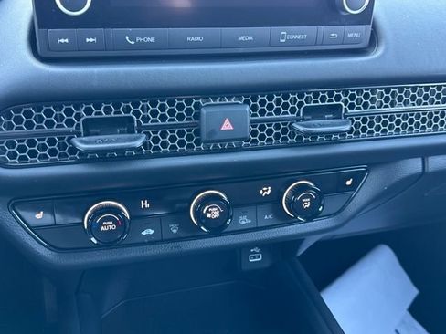 Used 2024 Honda HR-V Sport image 11