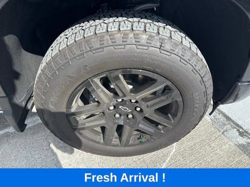 Used 2026 Chevrolet Silverado 1500 RST w/ RST Select Package AWD/4WD image 18