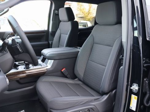 New 2026 GMC Sierra 1500 Elevation image 11