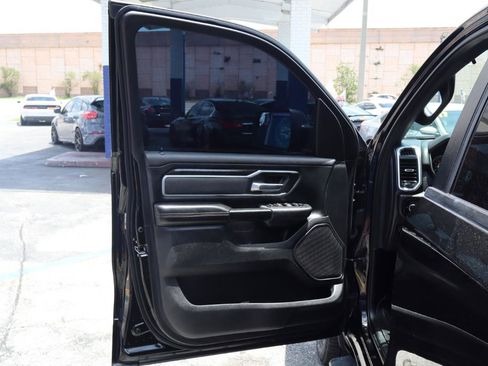 Used 2019 RAM 1500 Big Horn AWD/4WD image 13