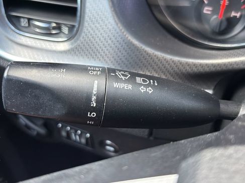Used 2013 Dodge Charger SXT RWD image 19