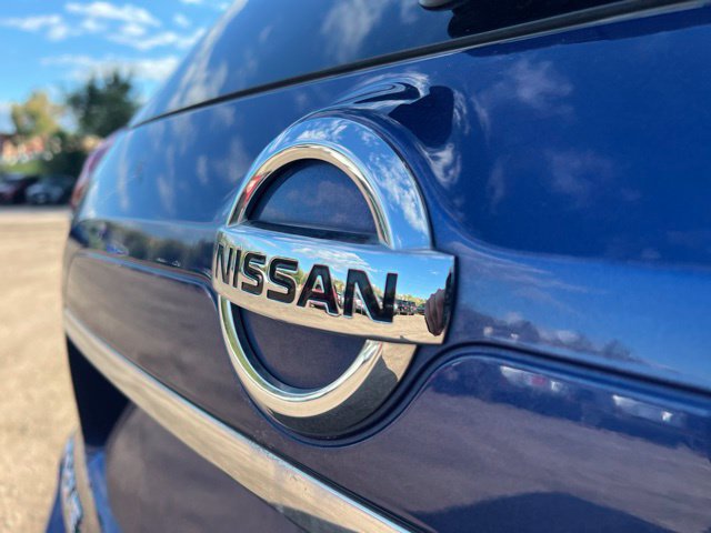 Used 2019 Nissan Rogue SL w/ Premium Package AWD/4WD image 11