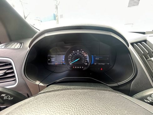 Used 2023 Ford Edge ST-Line w/ Cargo Accessory Package image 40