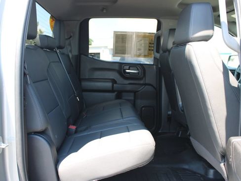 Used 2025 Chevrolet Silverado 1500 W/T w/ WT Value Package AWD/4WD image 32