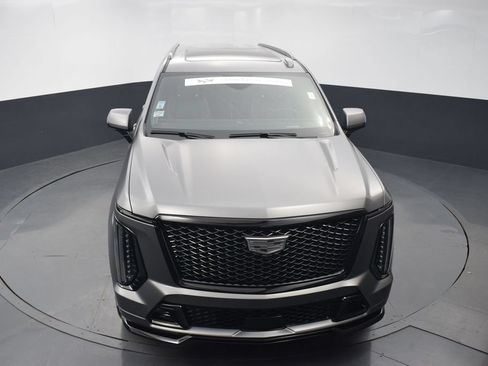 Certified 2026 Cadillac Escalade ESV V AWD/4WD image 41